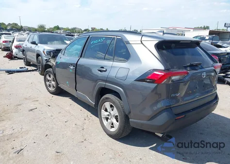 2021 Toyota Rav4 Xle z USA, uszkodzony, nr VIN 2T3W1RFV5MW112857